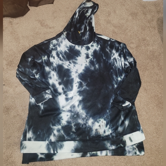 Sweaters - Plus Size Tie Dye Hoodie